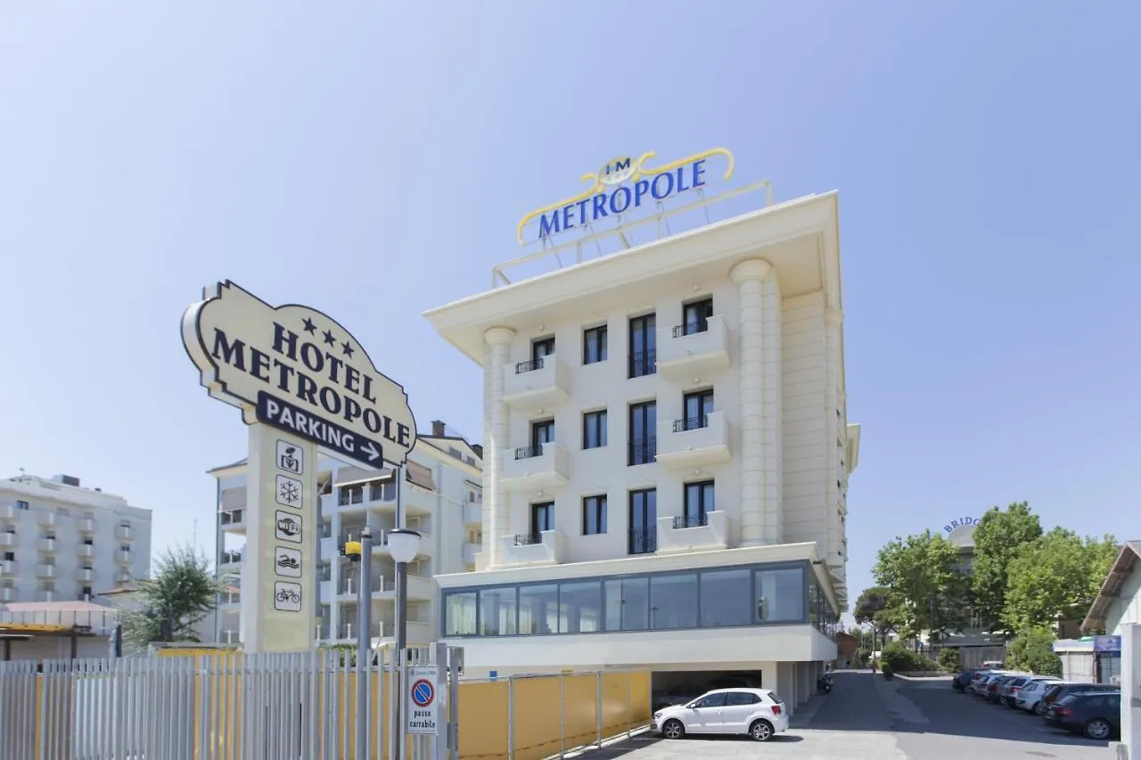Hotel Metropole location