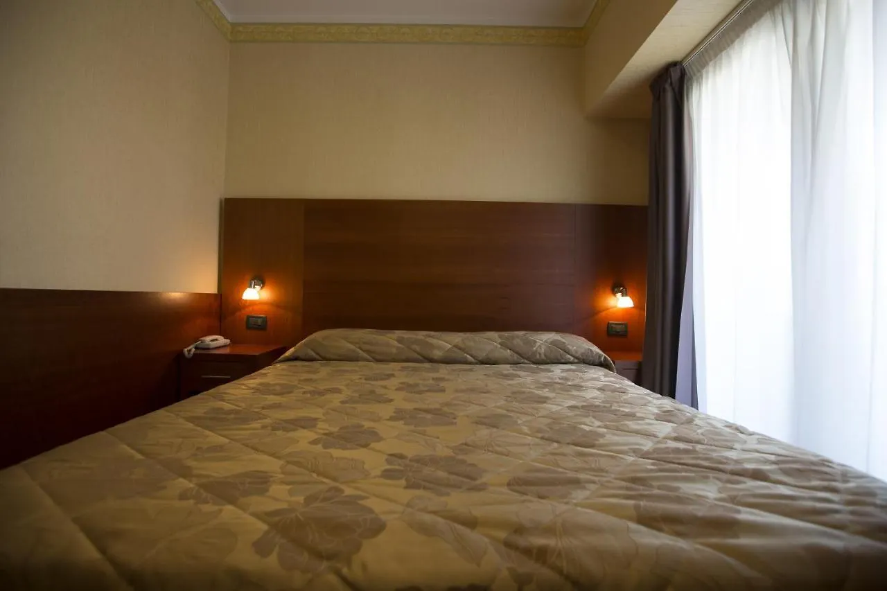 ***  Hotel Metropole リミニ イタリア