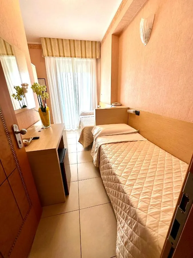 Hotel Metropole Rimini 3*,