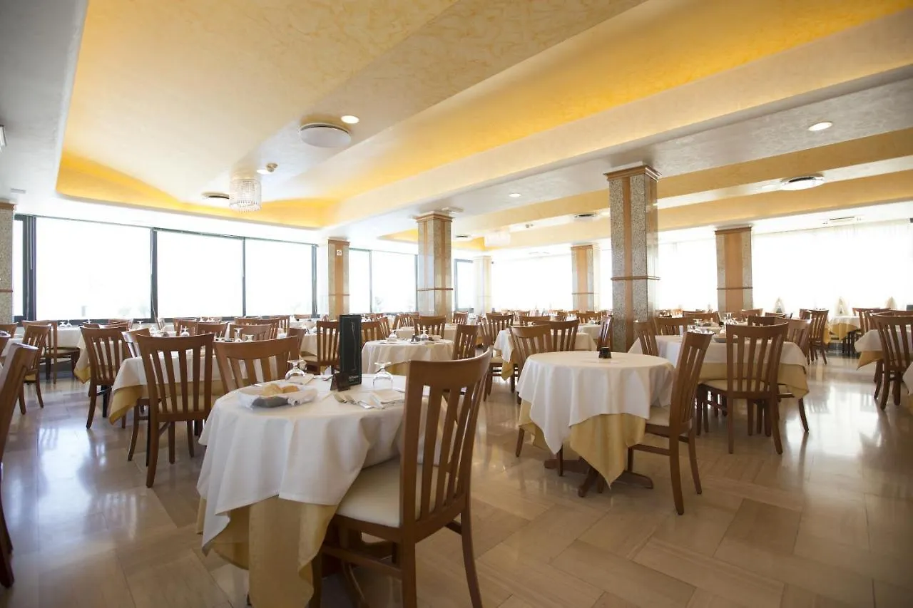 Hotel Metropole Rimini 3*,  Italy