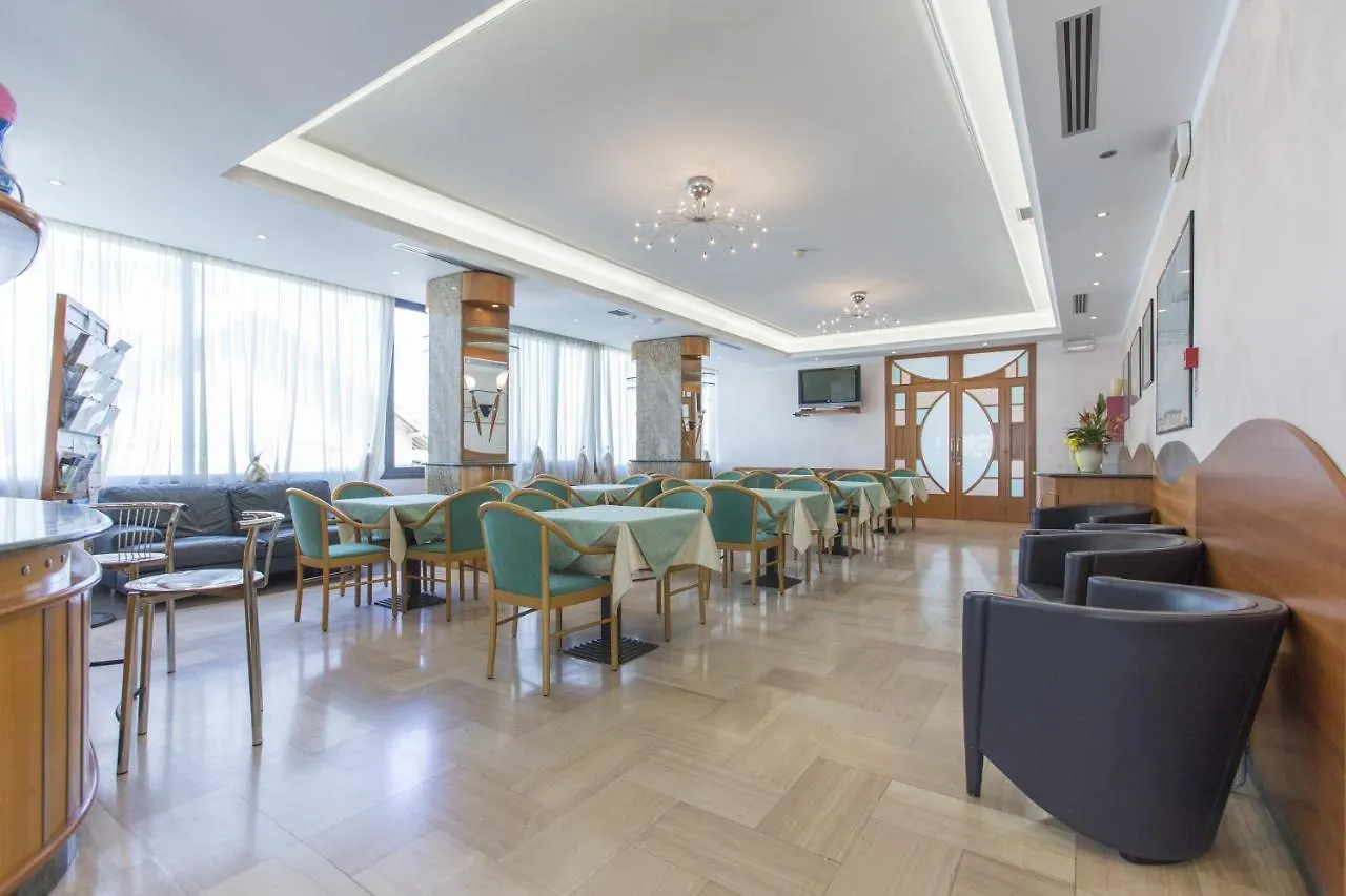 Hotel Metropole Rimini 3*,