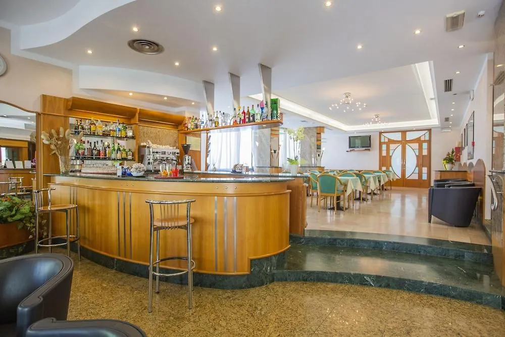 Hotel Metropole Римини 3*,  Италия