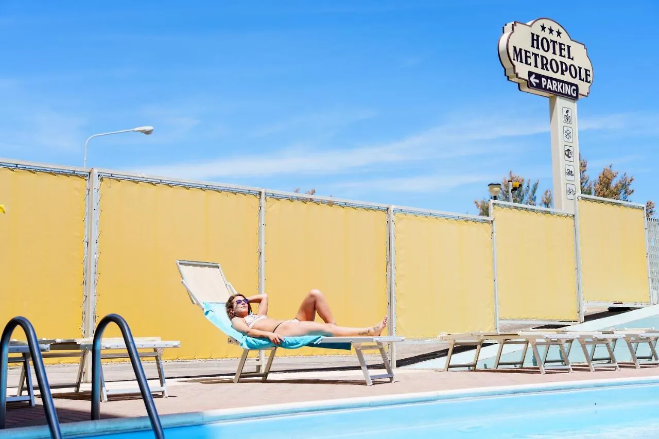 Hotel Metropole Римини 3*,